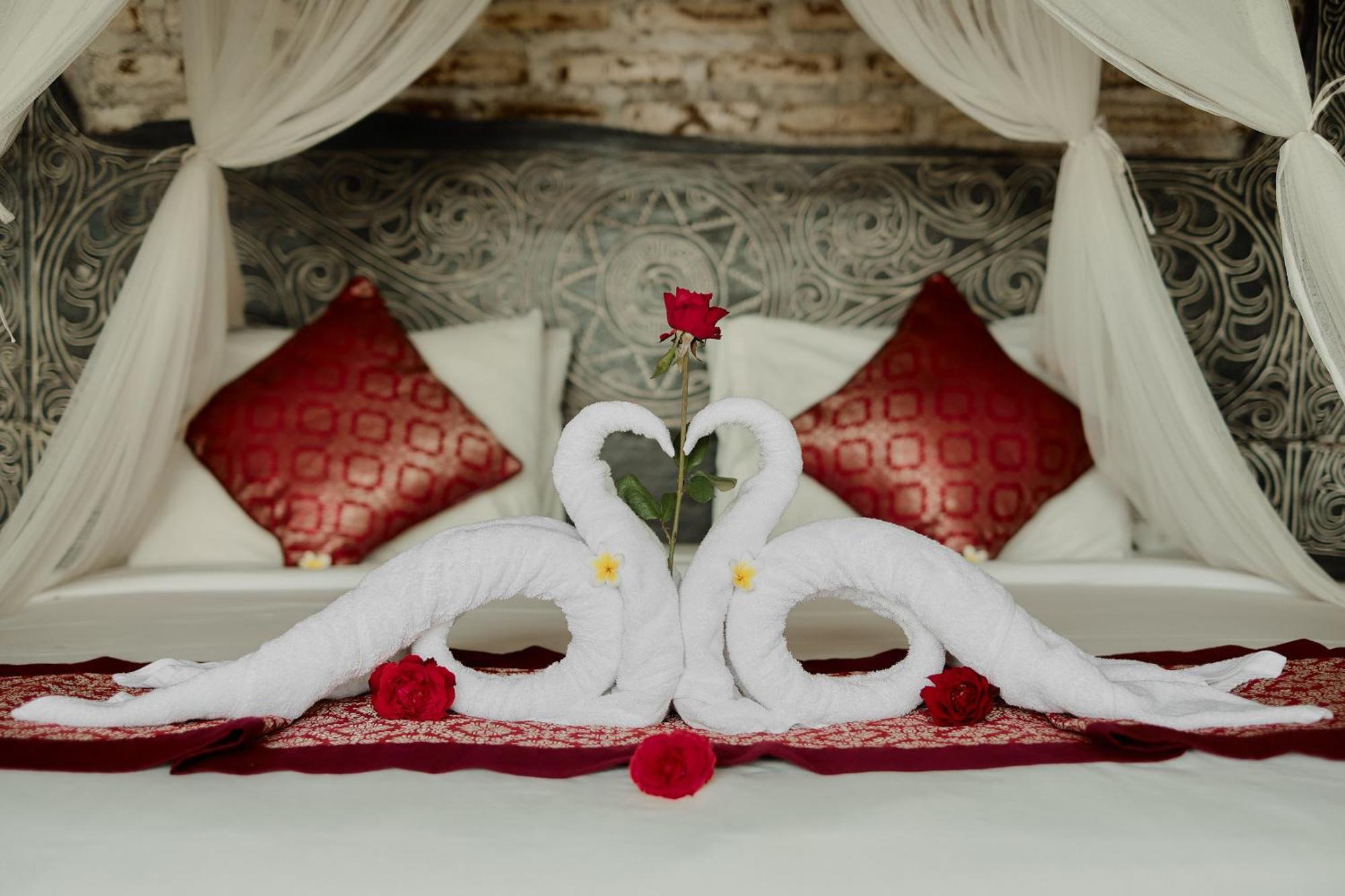 Joglo Organik Guesthouse Ubud  Exterior photo
