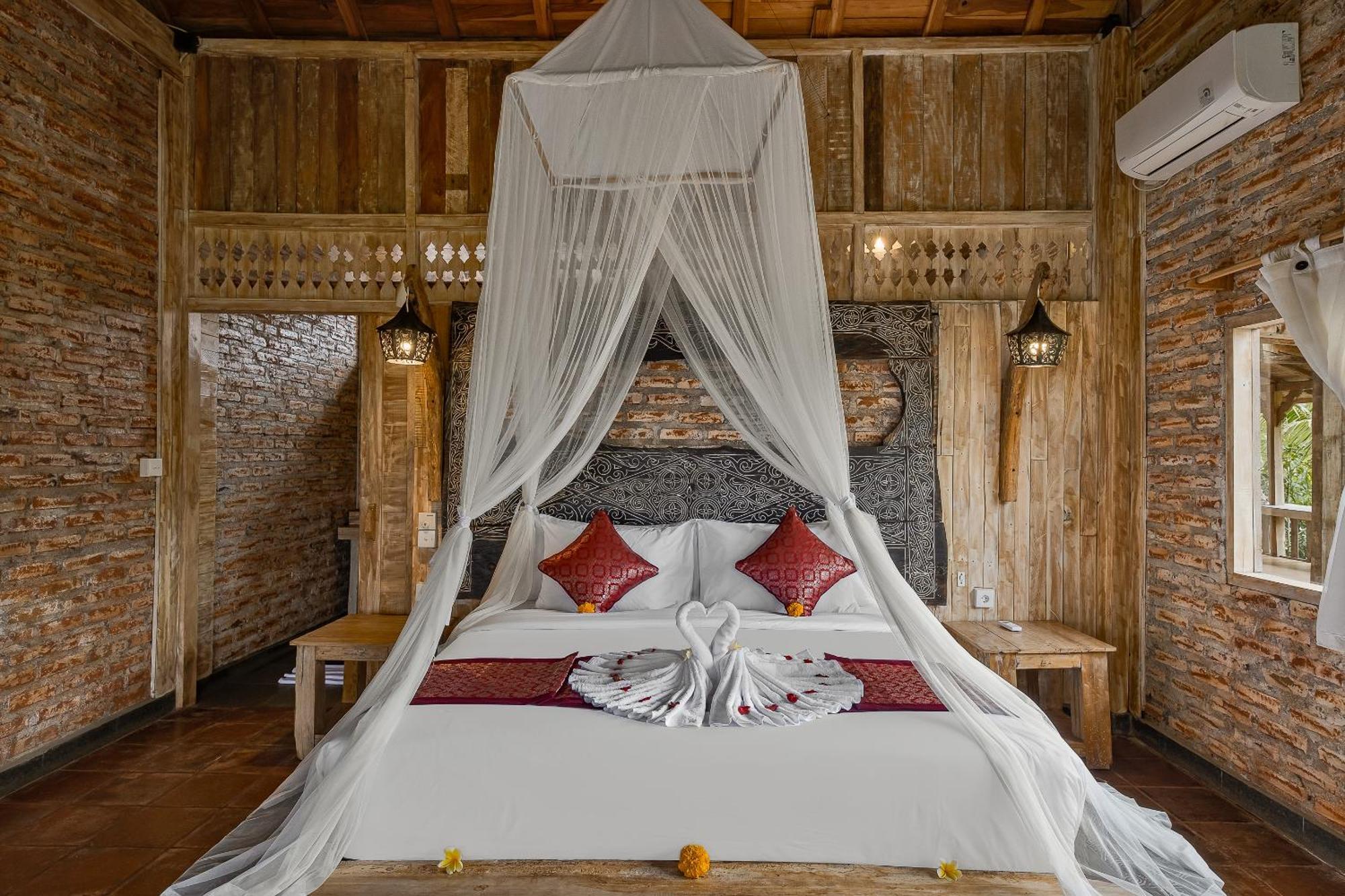 Joglo Organik Guesthouse Ubud  Exterior photo