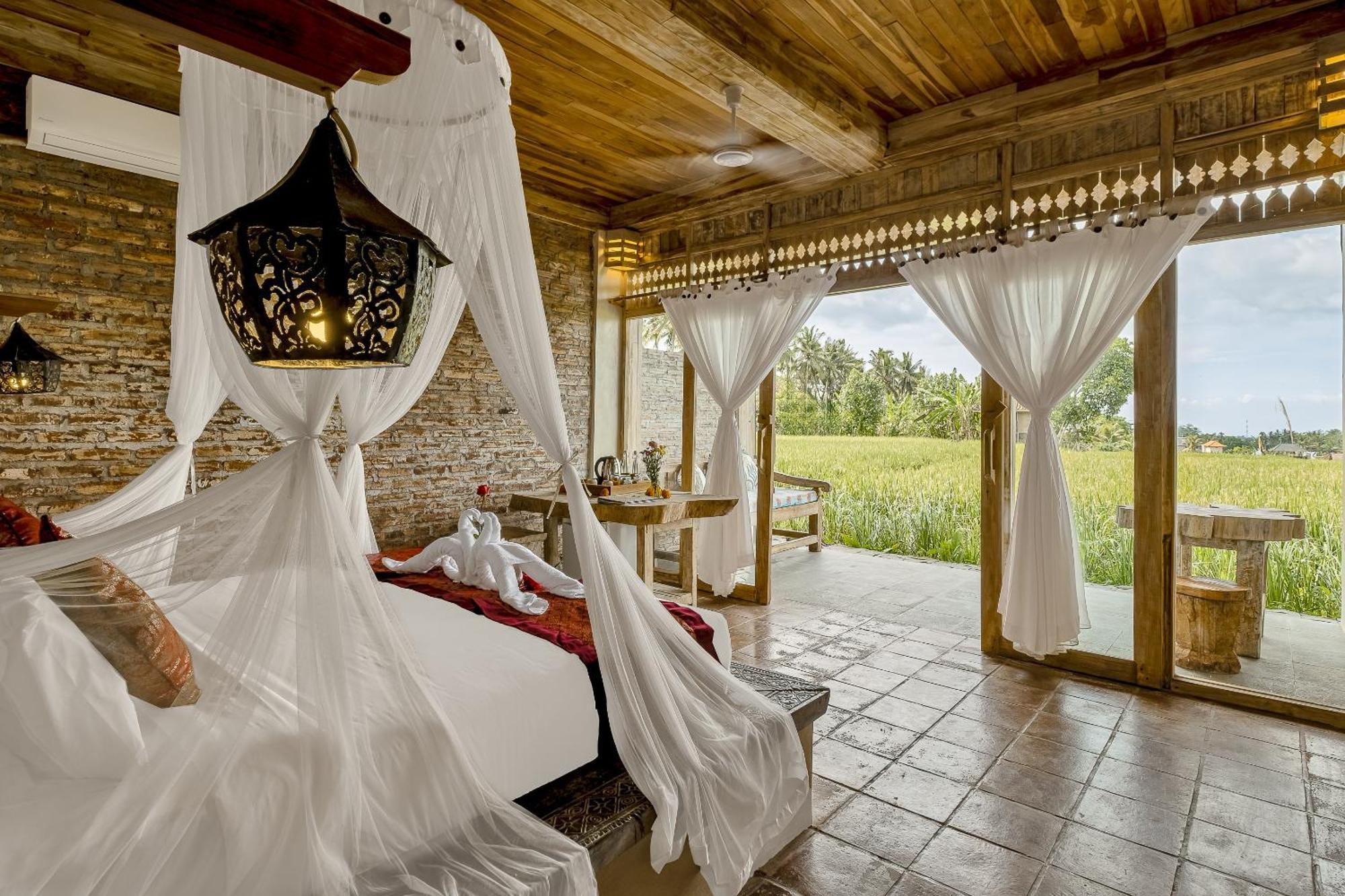 Joglo Organik Guesthouse Ubud  Exterior photo