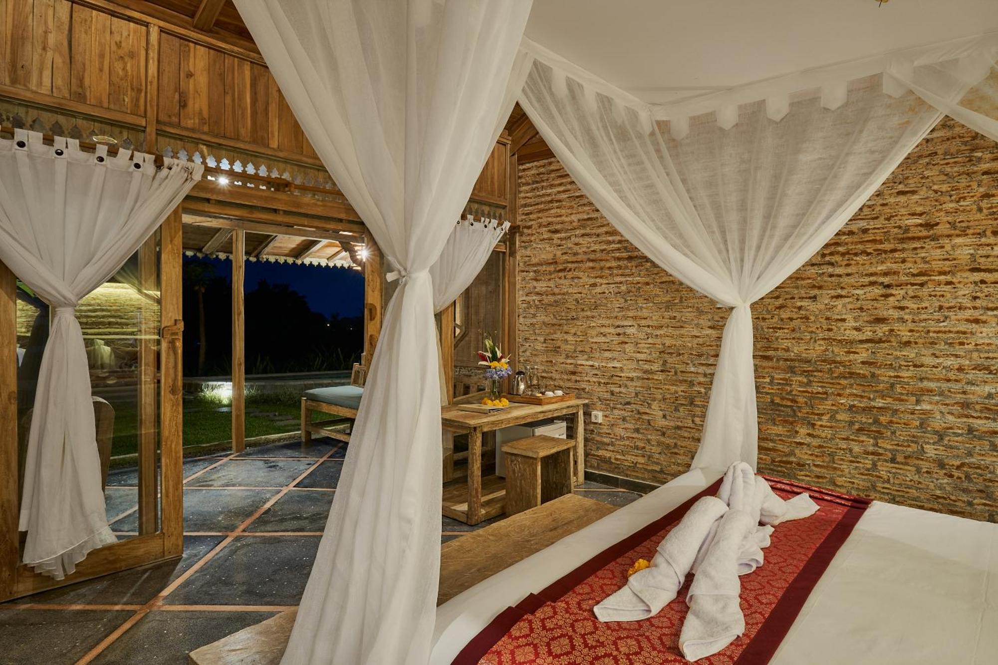 Joglo Organik Guesthouse Ubud  Exterior photo