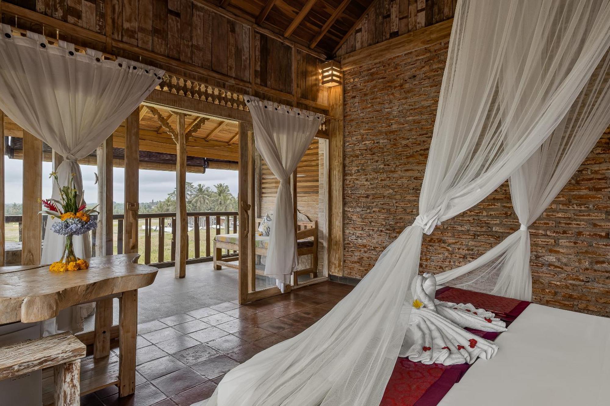 Joglo Organik Guesthouse Ubud  Exterior photo