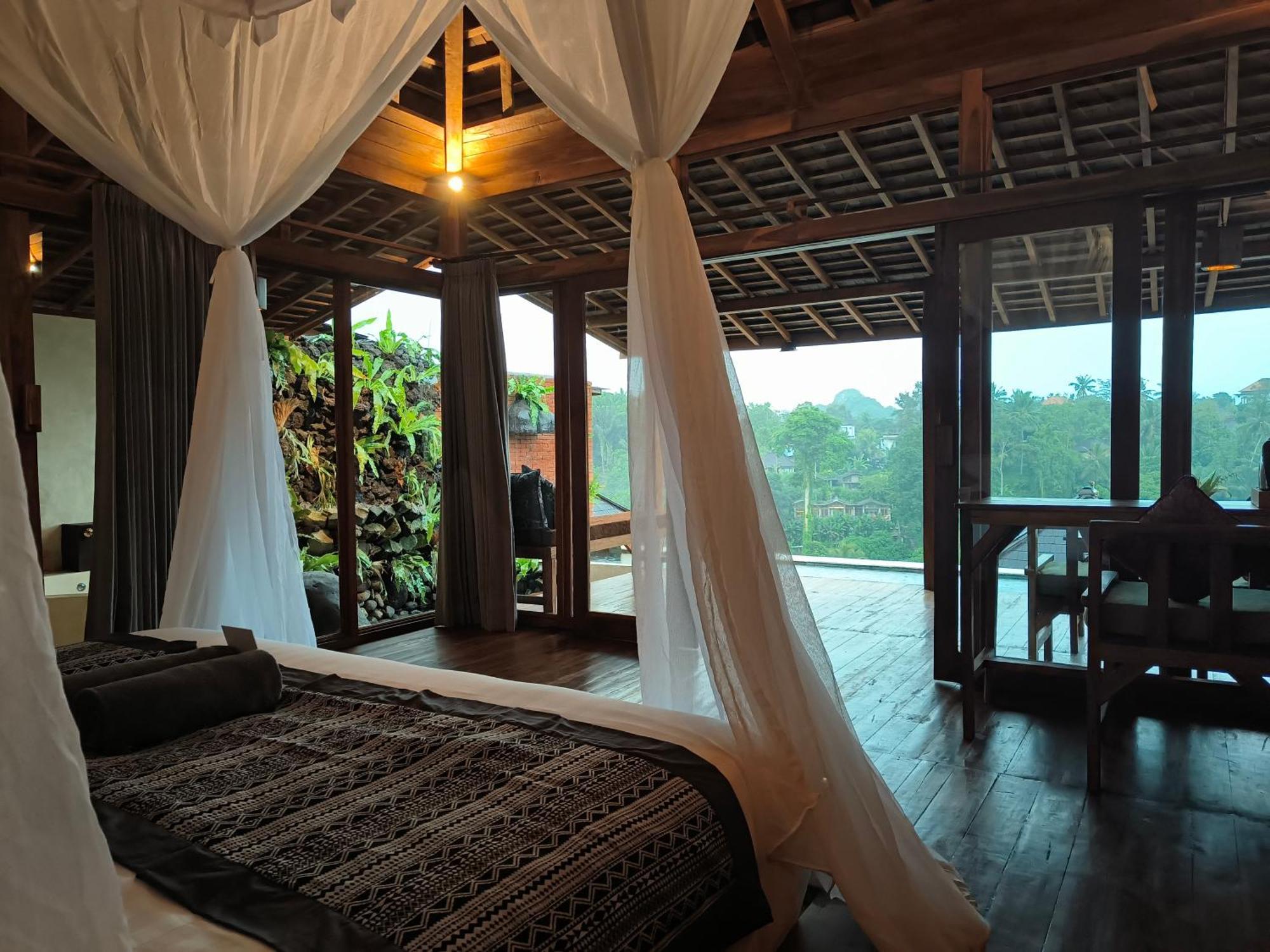 Joglo Organik Guesthouse Ubud  Exterior photo